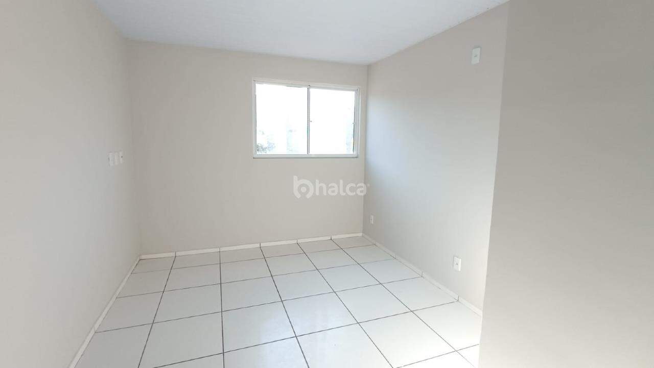 Casa de Condomínio para alugar com 2 quartos, 60m² - Foto 4