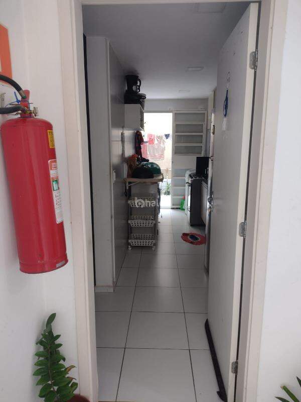 Apartamento à venda com 2 quartos, 48m² - Foto 4