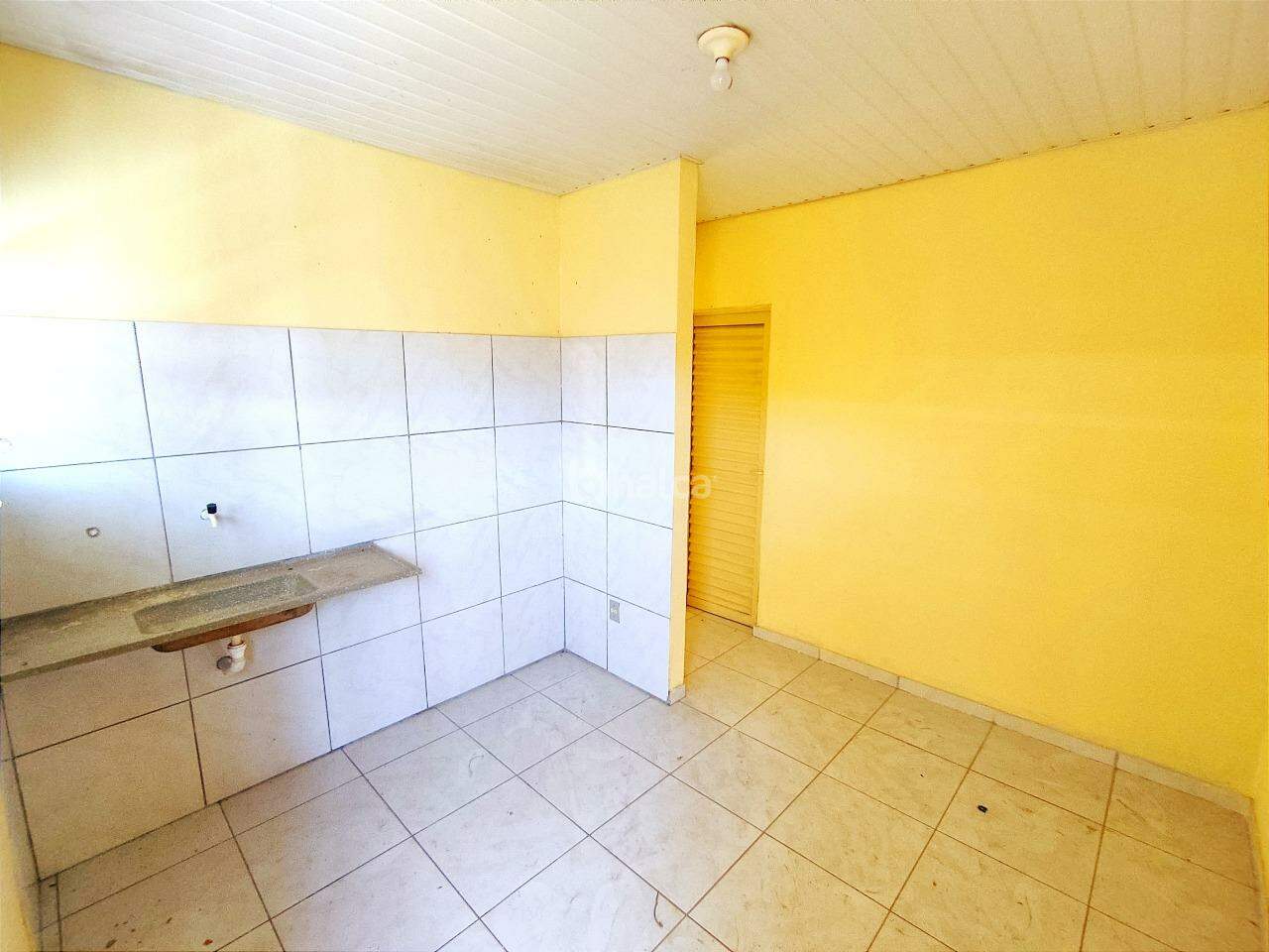 Casa para alugar com 3 quartos, 65m² - Foto 9