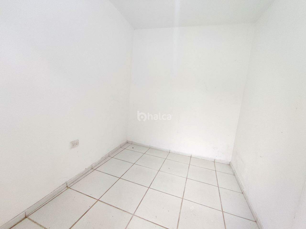 Casa para alugar com 3 quartos, 195m² - Foto 25