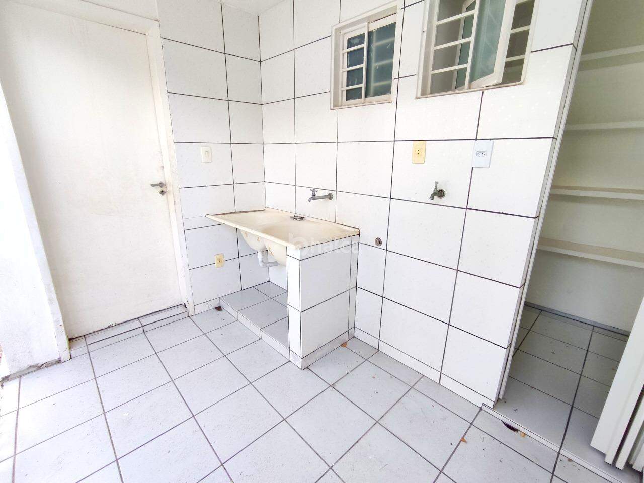 Casa para alugar com 3 quartos, 195m² - Foto 22