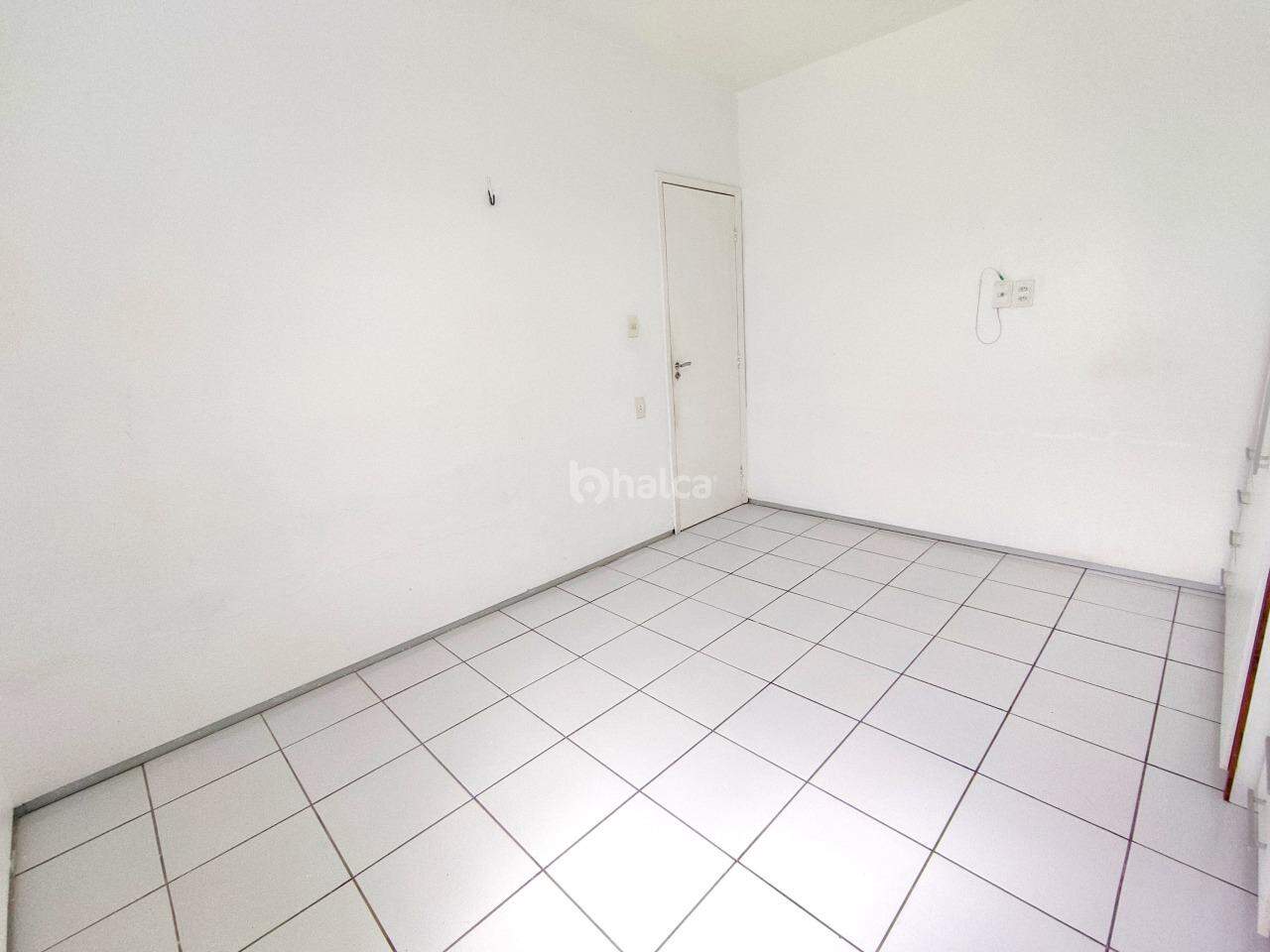 Casa para alugar com 3 quartos, 195m² - Foto 13