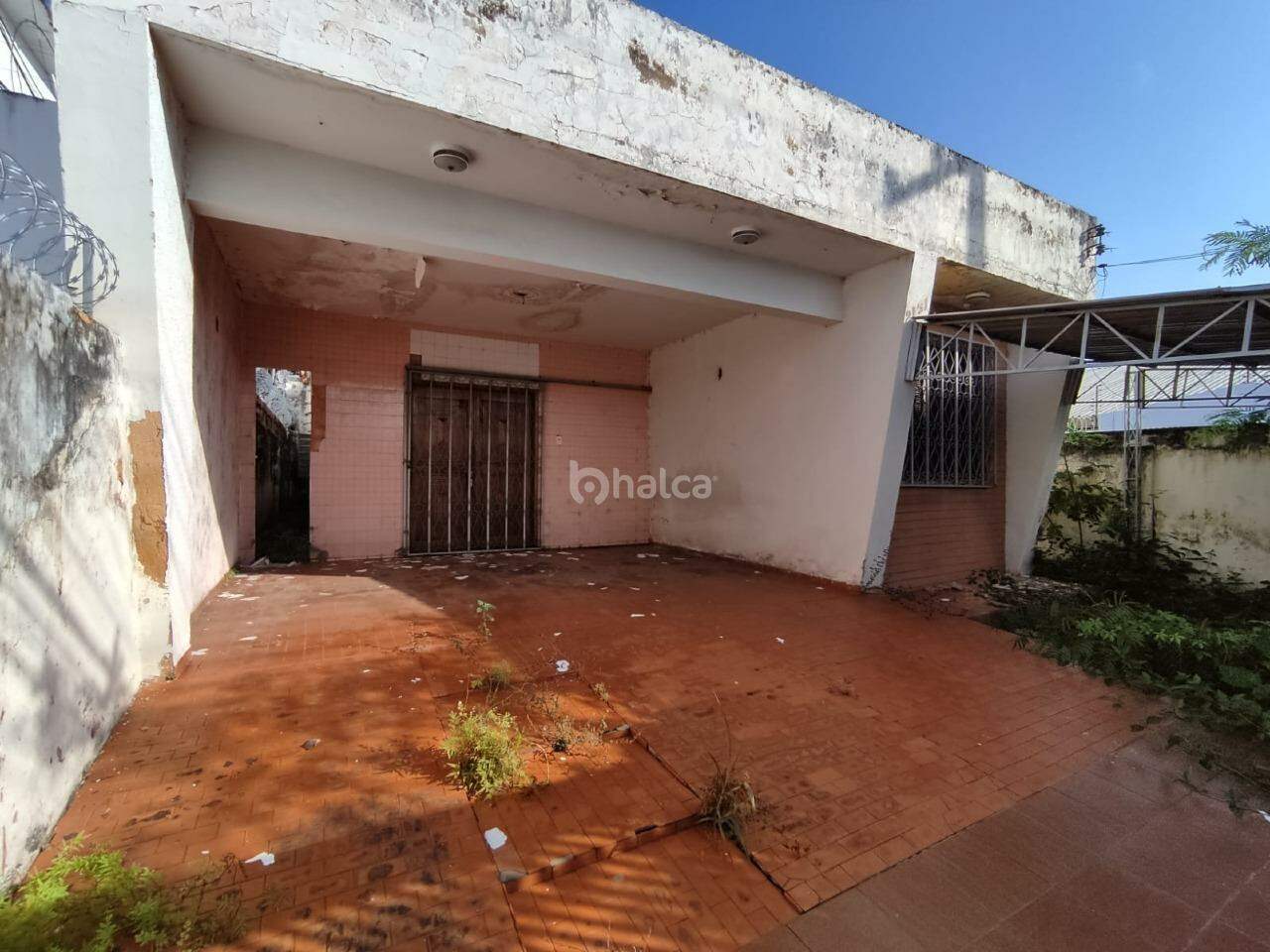 Prédio Inteiro à venda com 4 quartos, 160m² - Foto 2