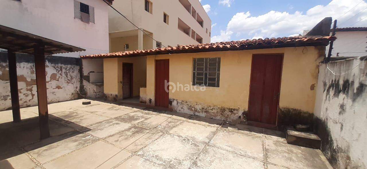 Casa à venda com 4 quartos, 190m² - Foto 13