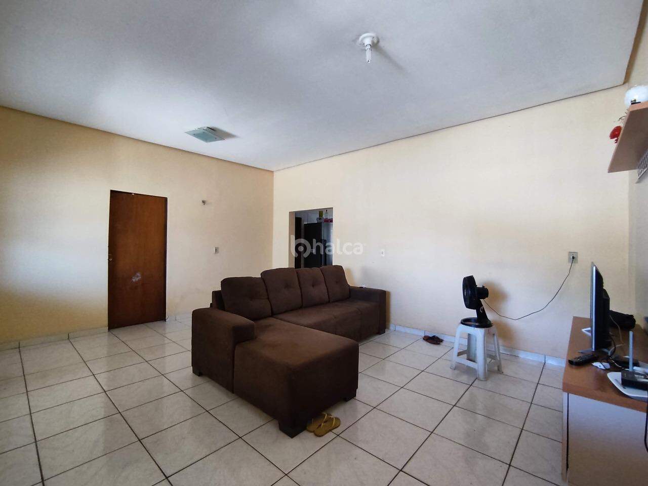 Casa para alugar com 2 quartos, 140m² - Foto 7