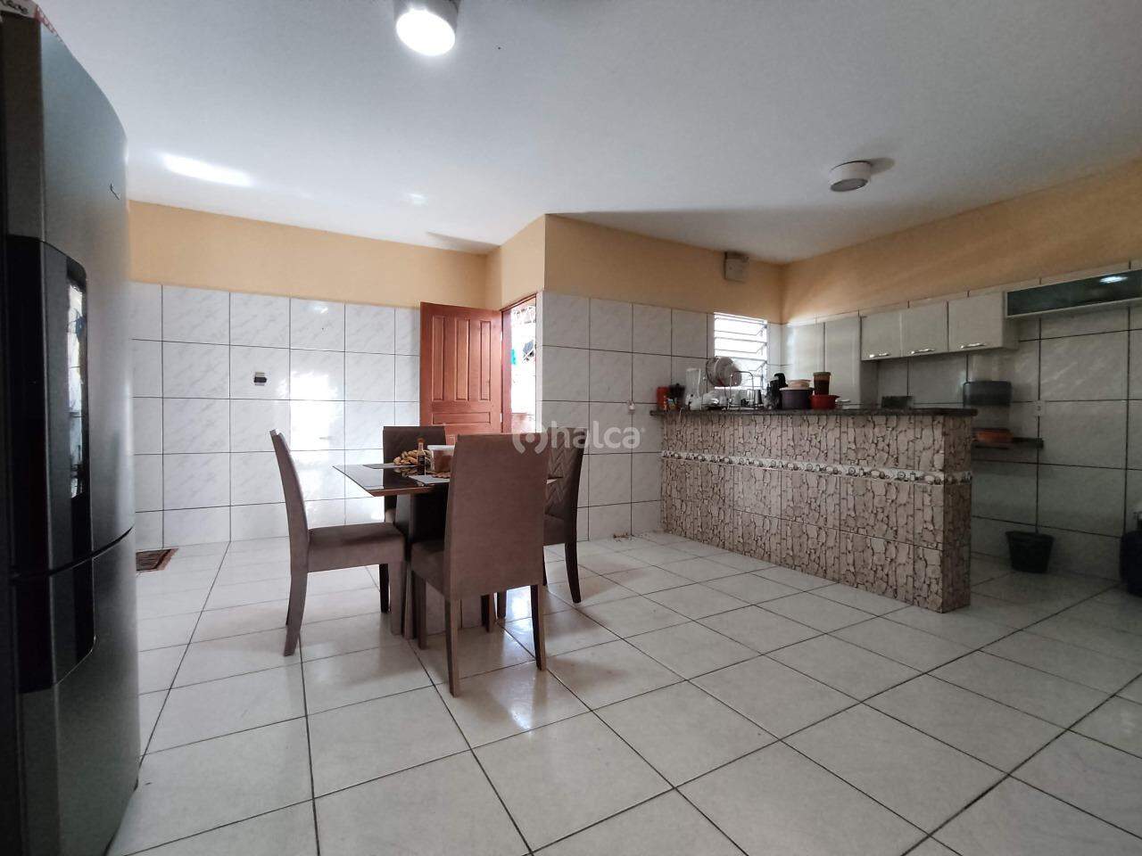 Casa para alugar com 2 quartos, 140m² - Foto 16