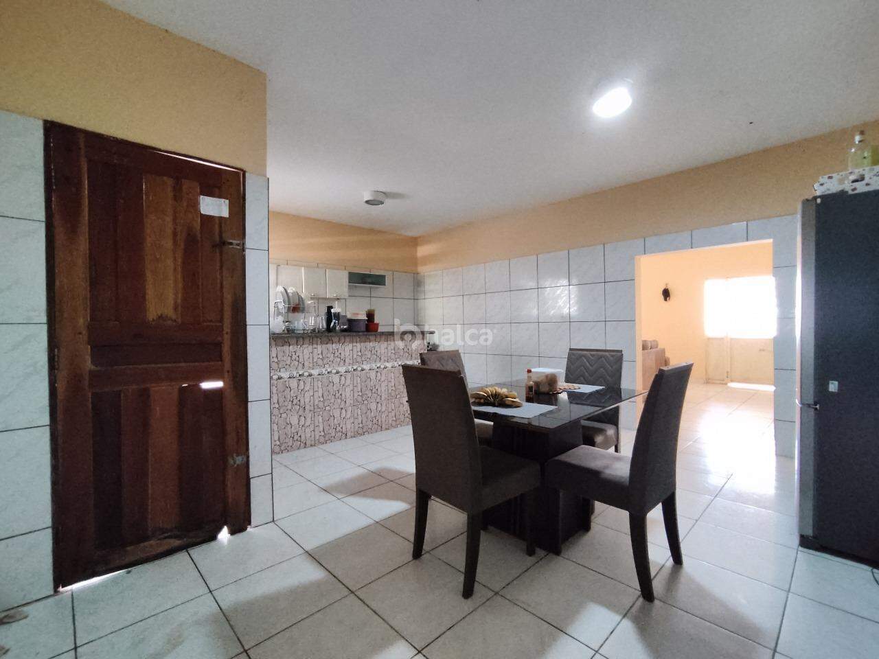 Casa para alugar com 2 quartos, 140m² - Foto 19