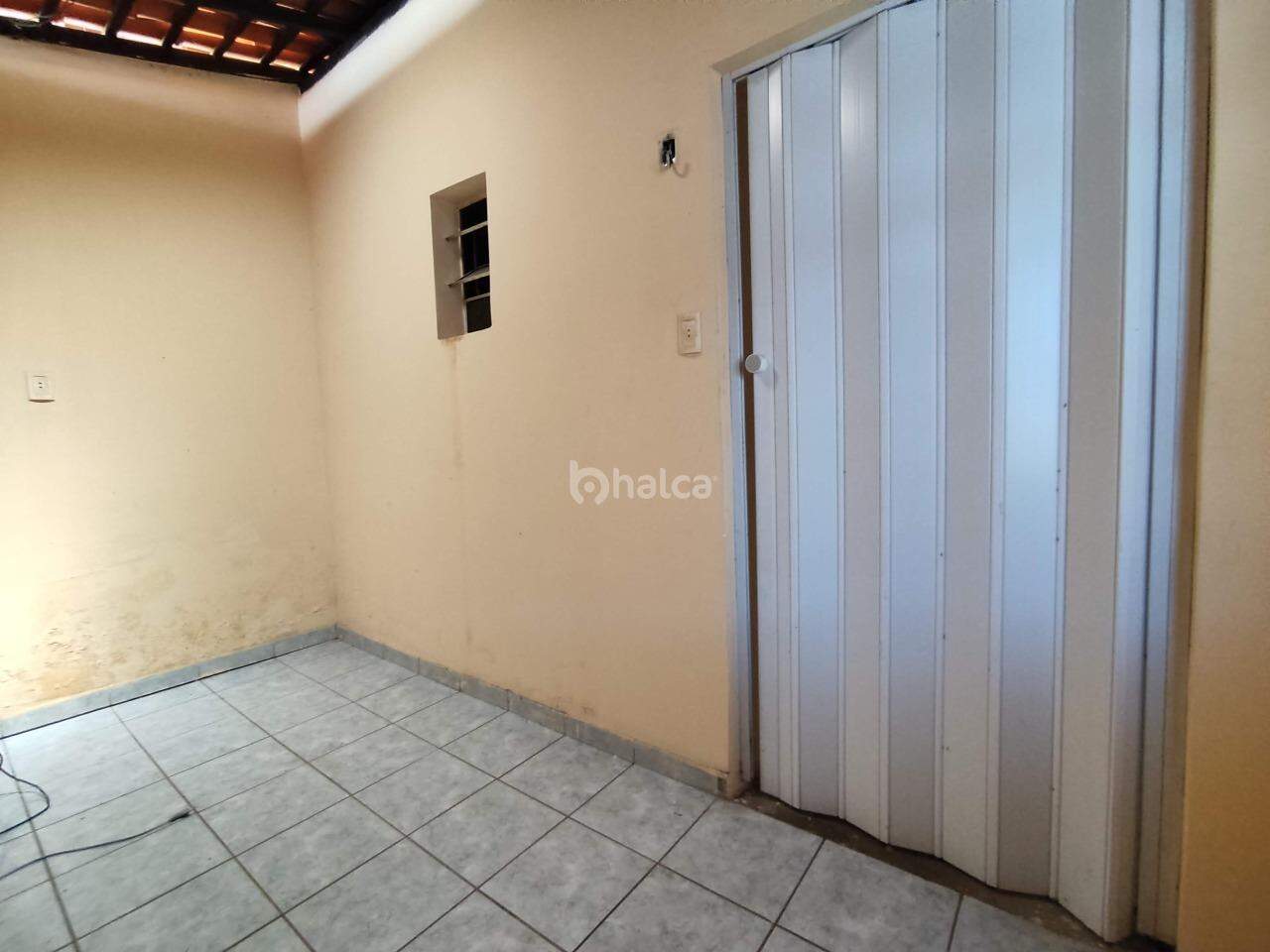 Casa para alugar com 2 quartos, 140m² - Foto 14