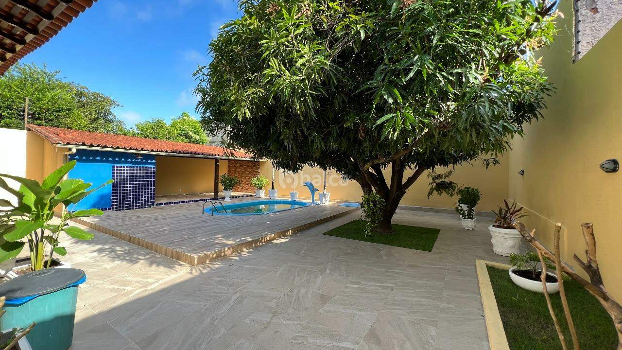 Casa, 4 quartos, 261 m² - Foto 1