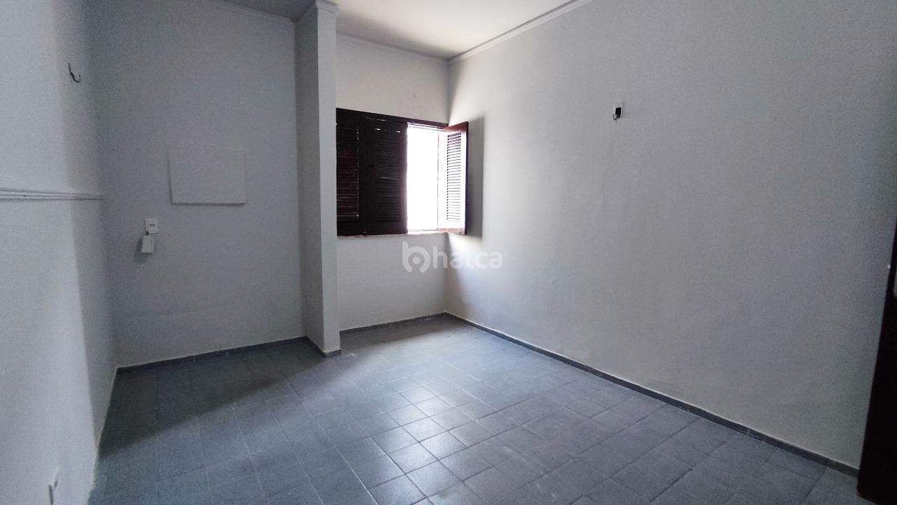 Casa para alugar com 3 quartos, 158m² - Foto 9