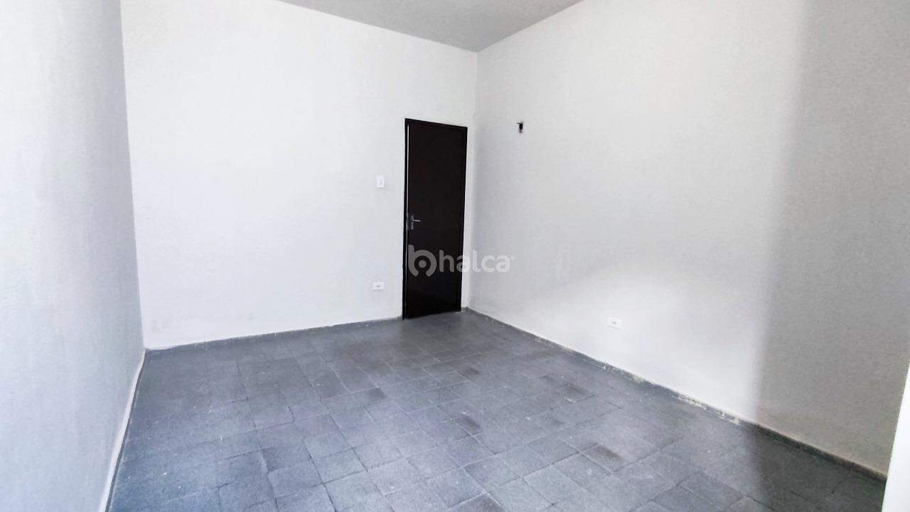 Casa para alugar com 3 quartos, 158m² - Foto 12