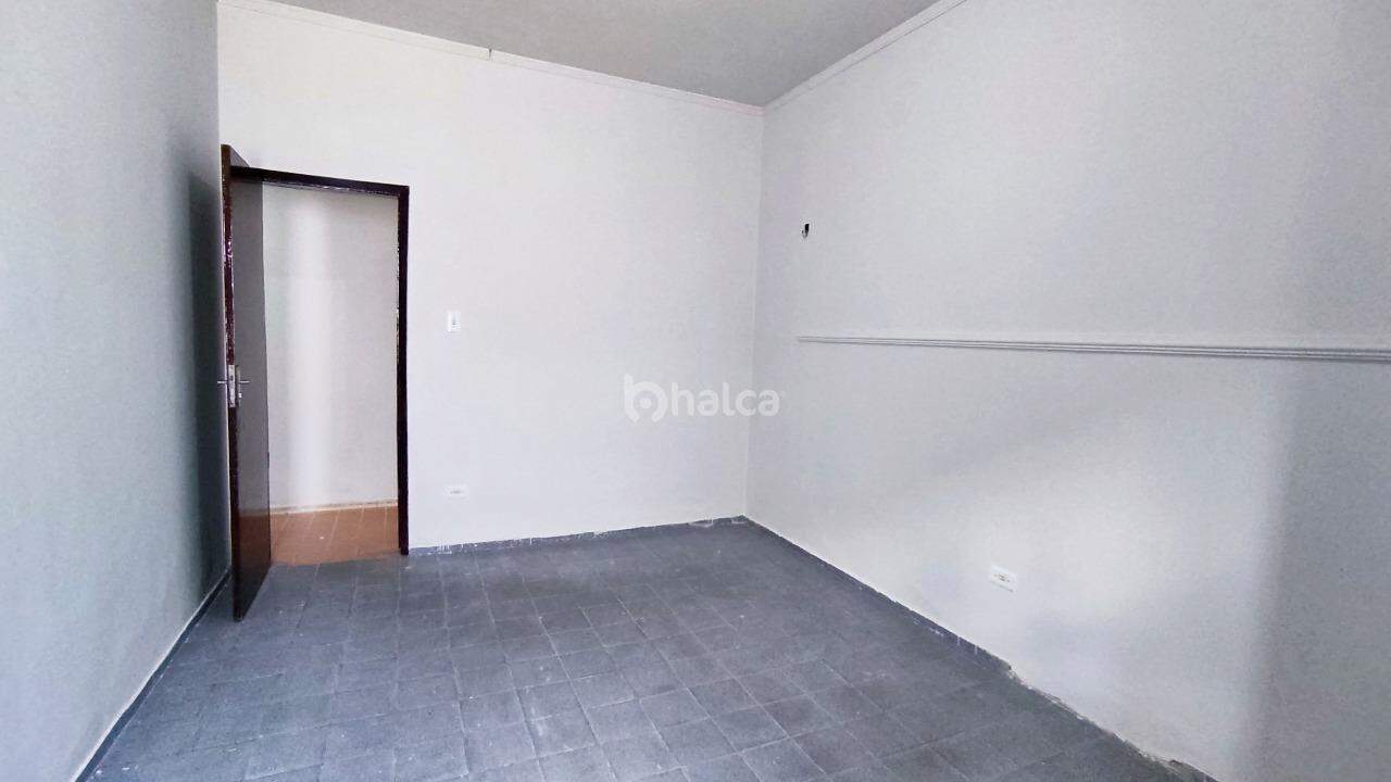 Casa para alugar com 3 quartos, 158m² - Foto 10