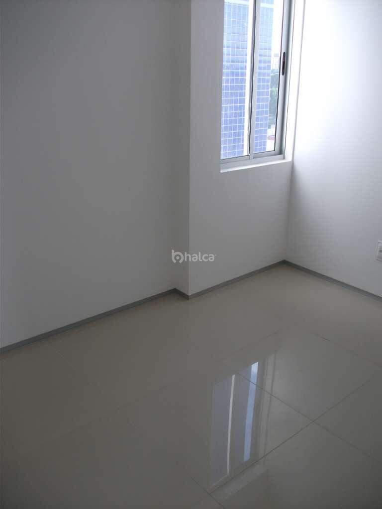 Apartamento à venda com 3 quartos, 79m² - Foto 8