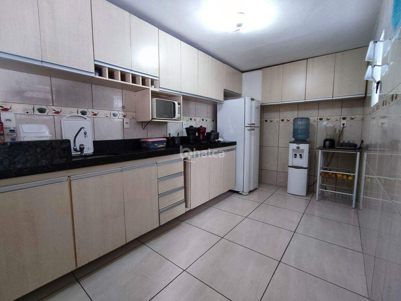 Casa à venda com 3 quartos, 270m² - Foto 15