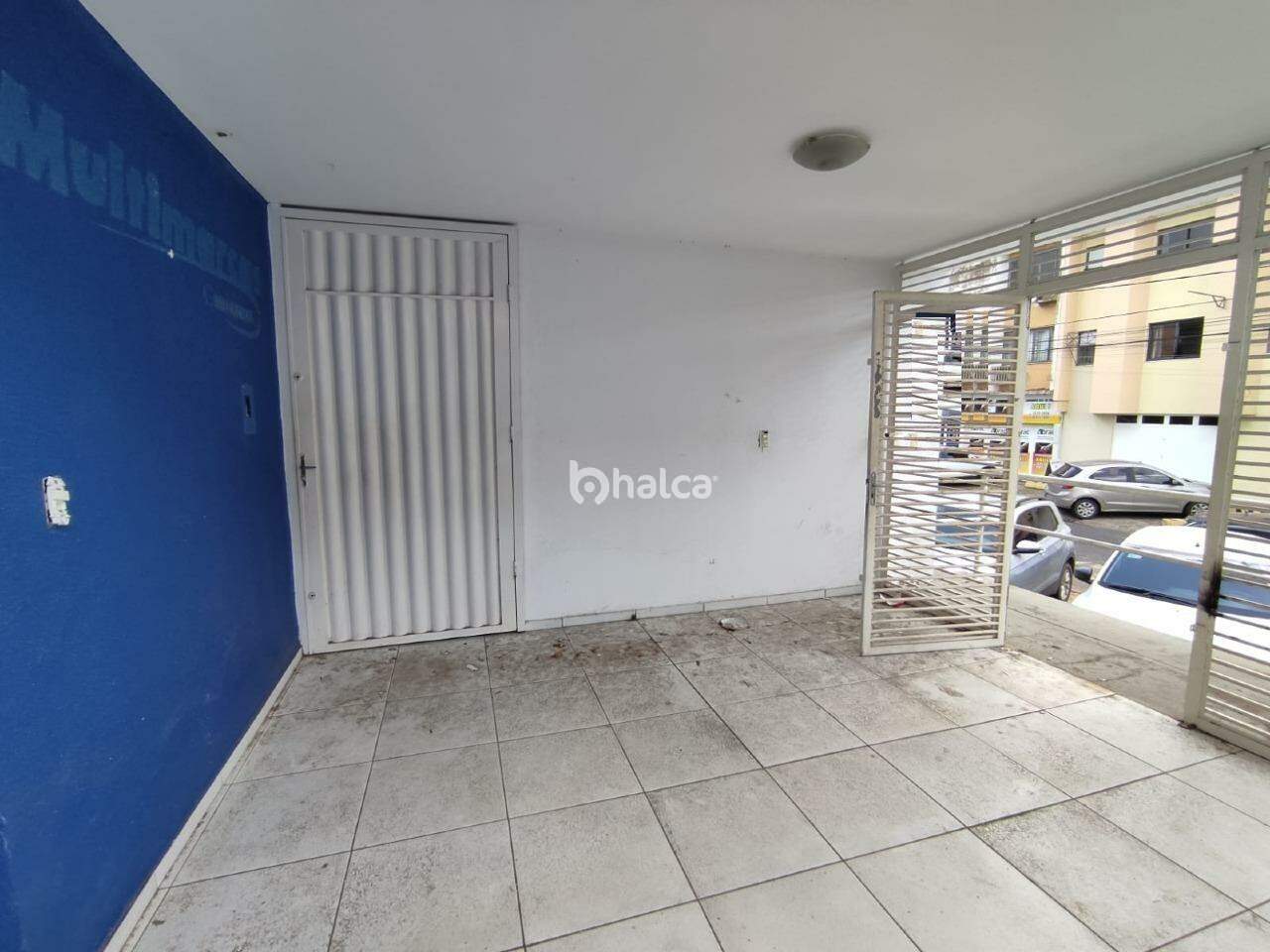 Prédio Inteiro para alugar, 210m² - Foto 2