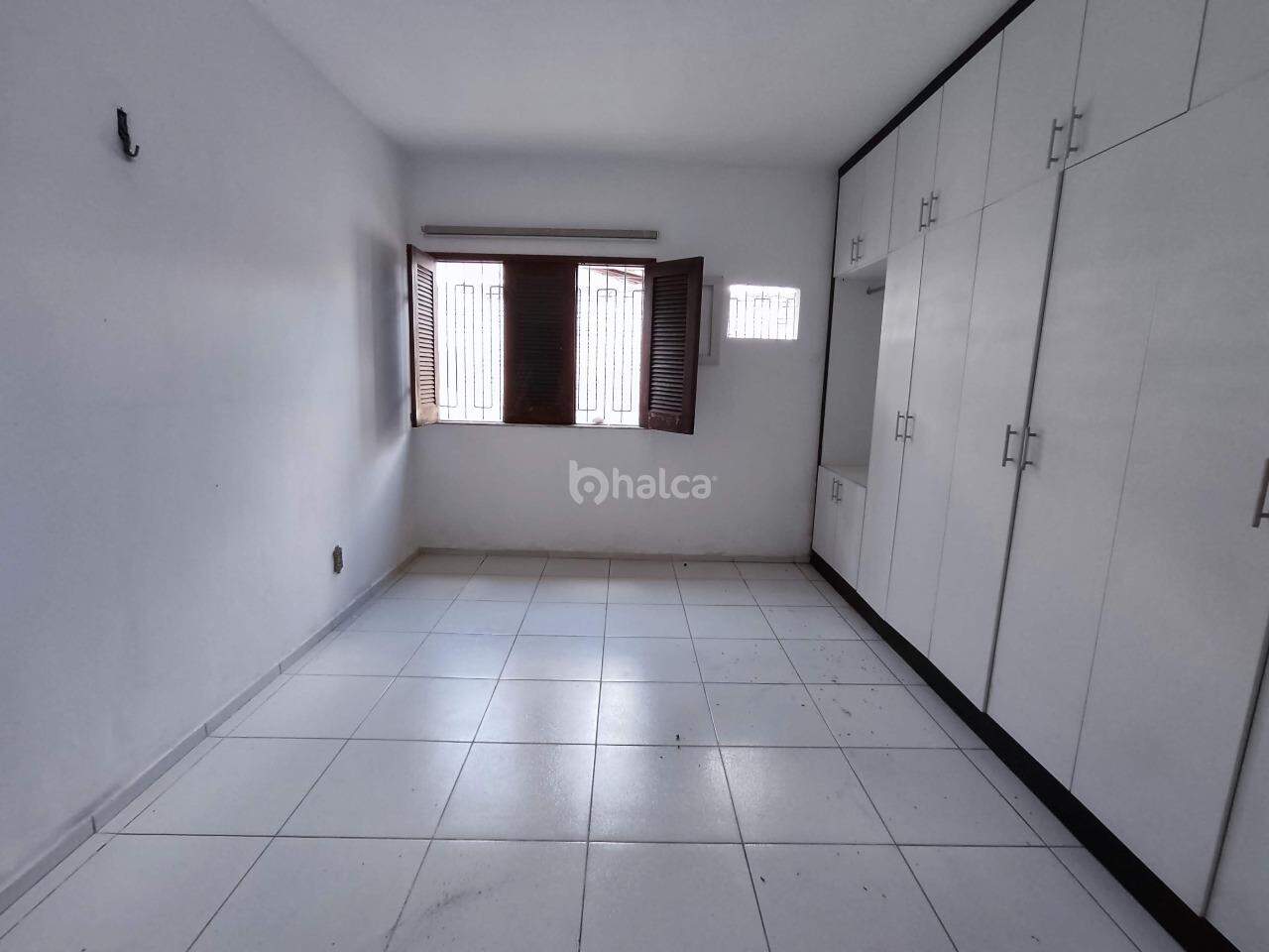 Prédio Inteiro para alugar com 3 quartos, 180m² - Foto 12