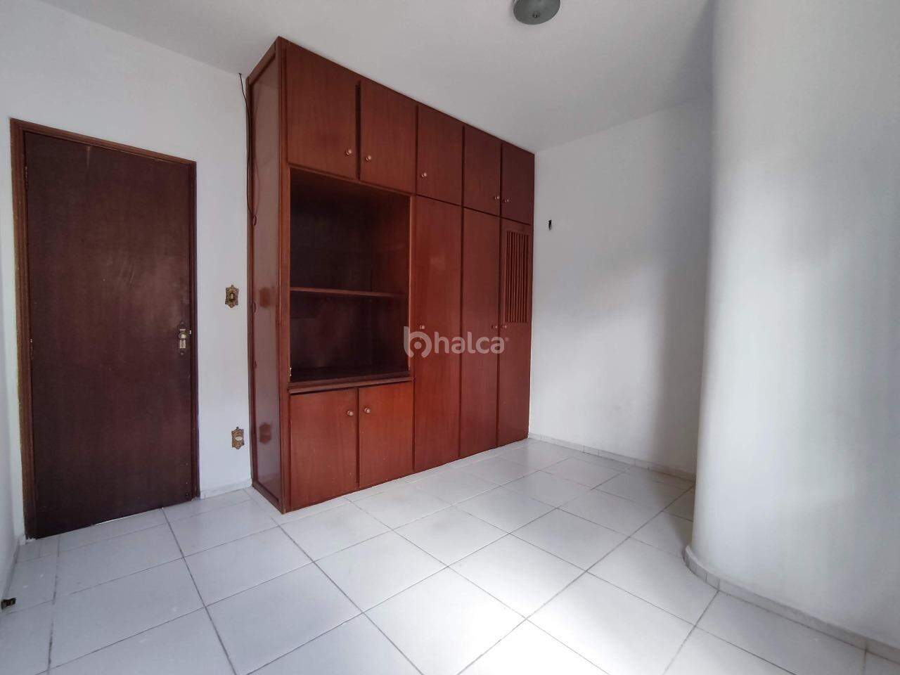 Prédio Inteiro para alugar com 3 quartos, 180m² - Foto 10