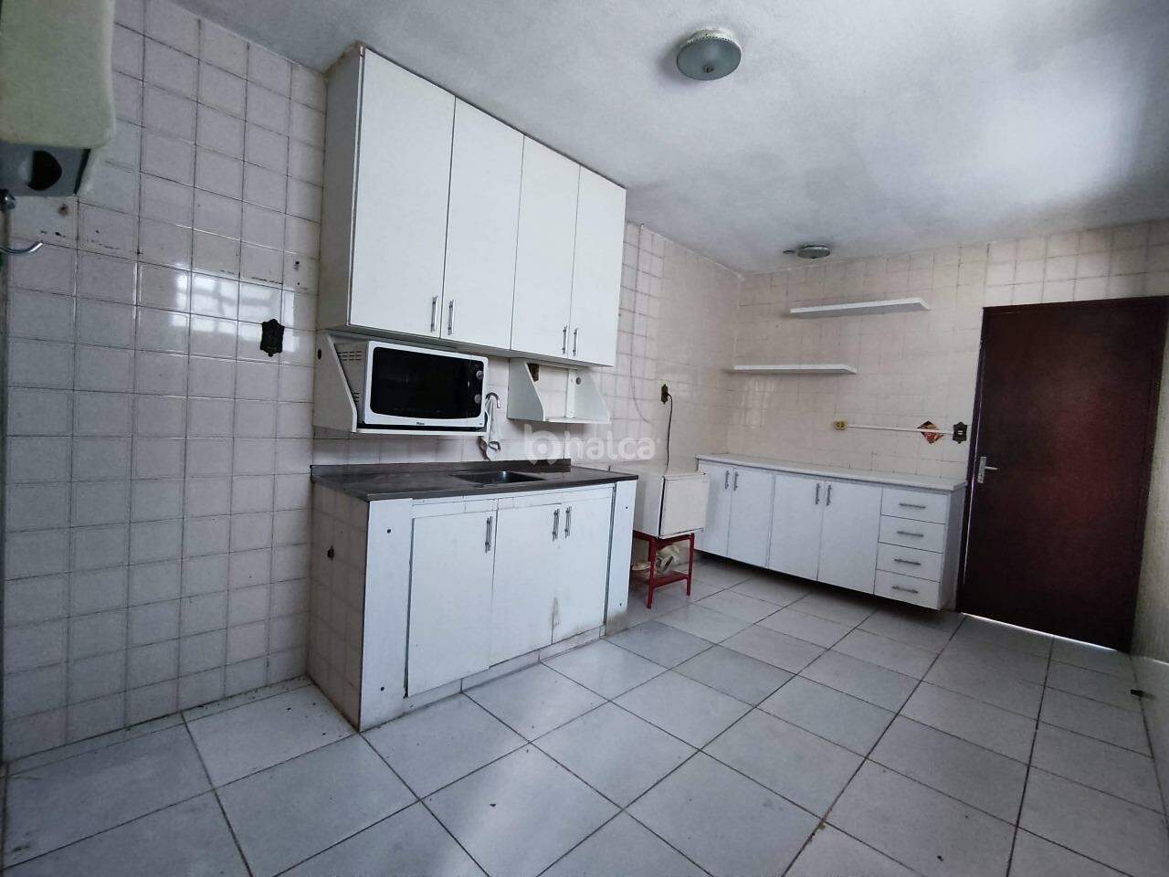 Prédio Inteiro para alugar com 3 quartos, 180m² - Foto 16