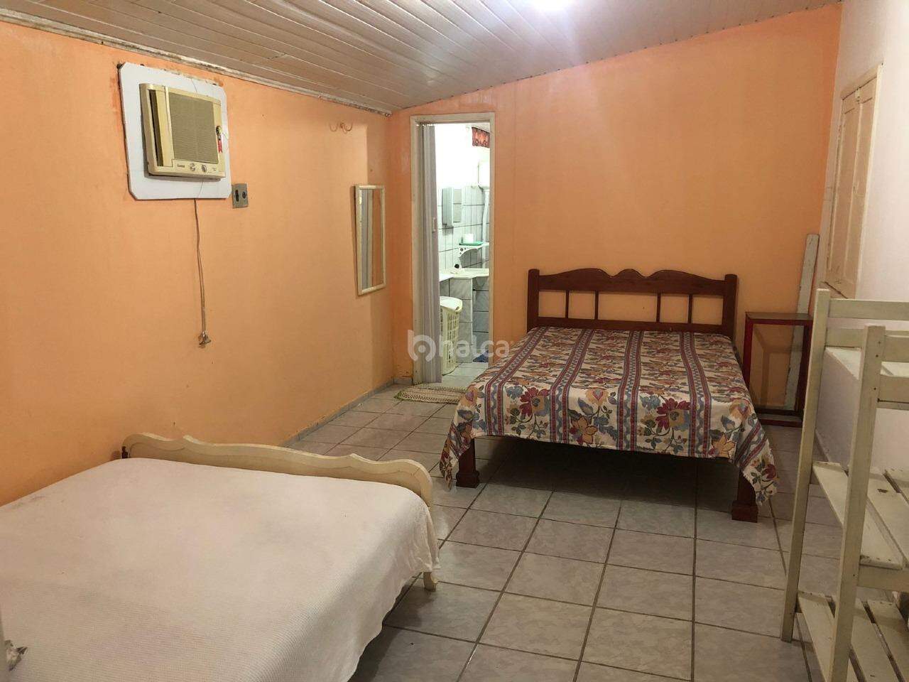 Casa à venda com 5 quartos, 159m² - Foto 13