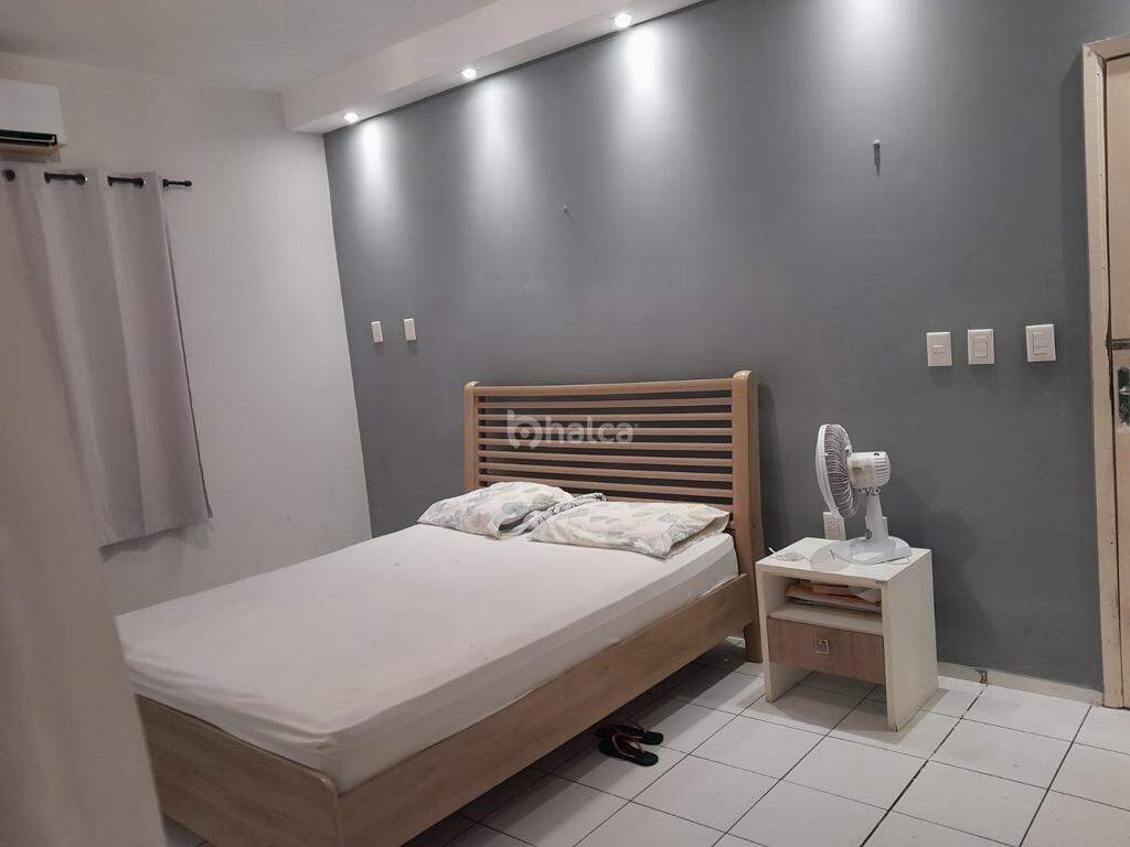 Casa à venda com 4 quartos, 160m² - Foto 11