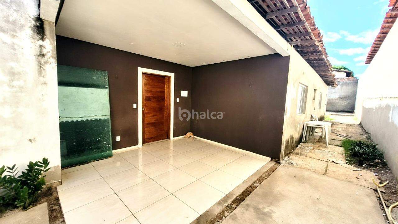 Casa à venda com 2 quartos, 160m² - Foto 2