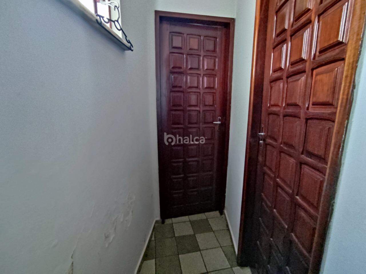 Prédio Inteiro para alugar com 6 quartos, 170m² - Foto 12