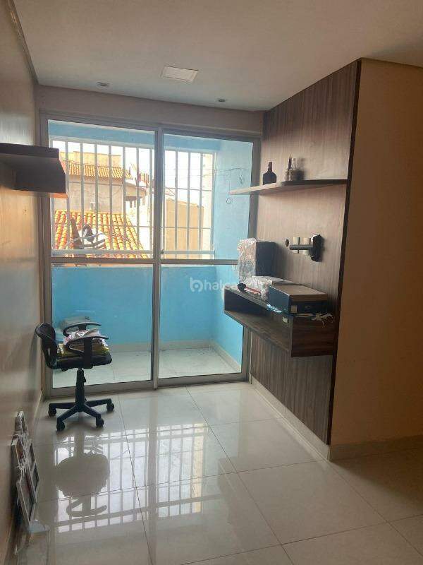 Apartamento à venda com 2 quartos, 48m² - Foto 2