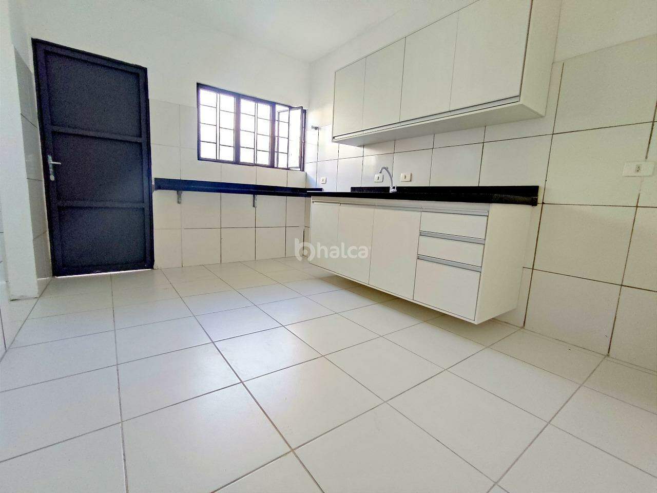 Casa para alugar com 4 quartos, 96m² - Foto 15