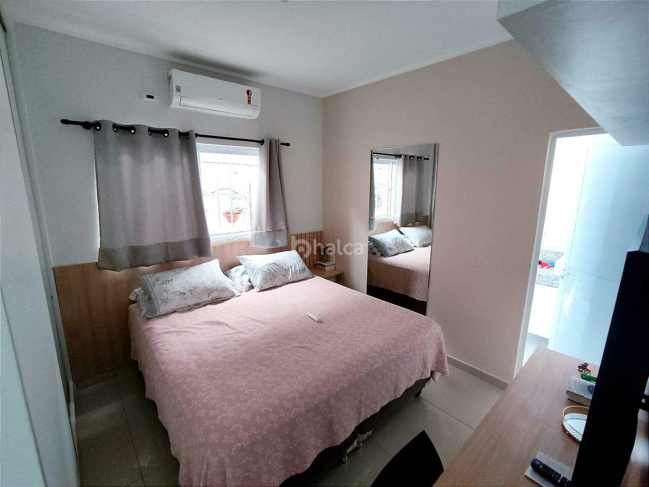 Casa à venda com 3 quartos, 160m² - Foto 9