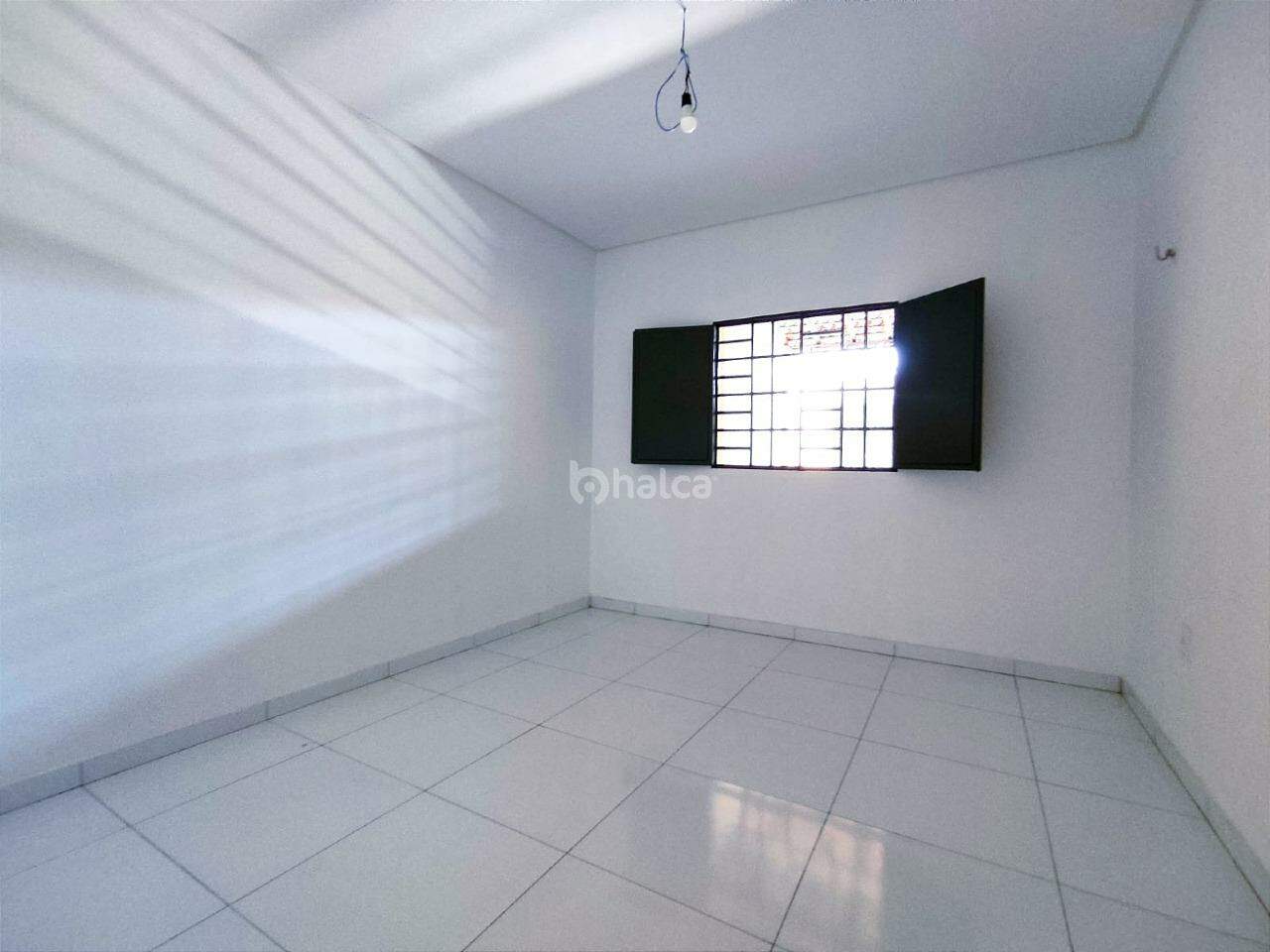 Casa para alugar com 2 quartos, 140m² - Foto 9