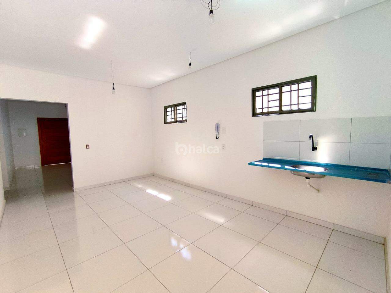 Casa para alugar com 2 quartos, 140m² - Foto 14