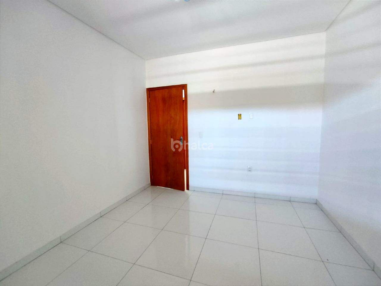 Casa para alugar com 2 quartos, 140m² - Foto 8