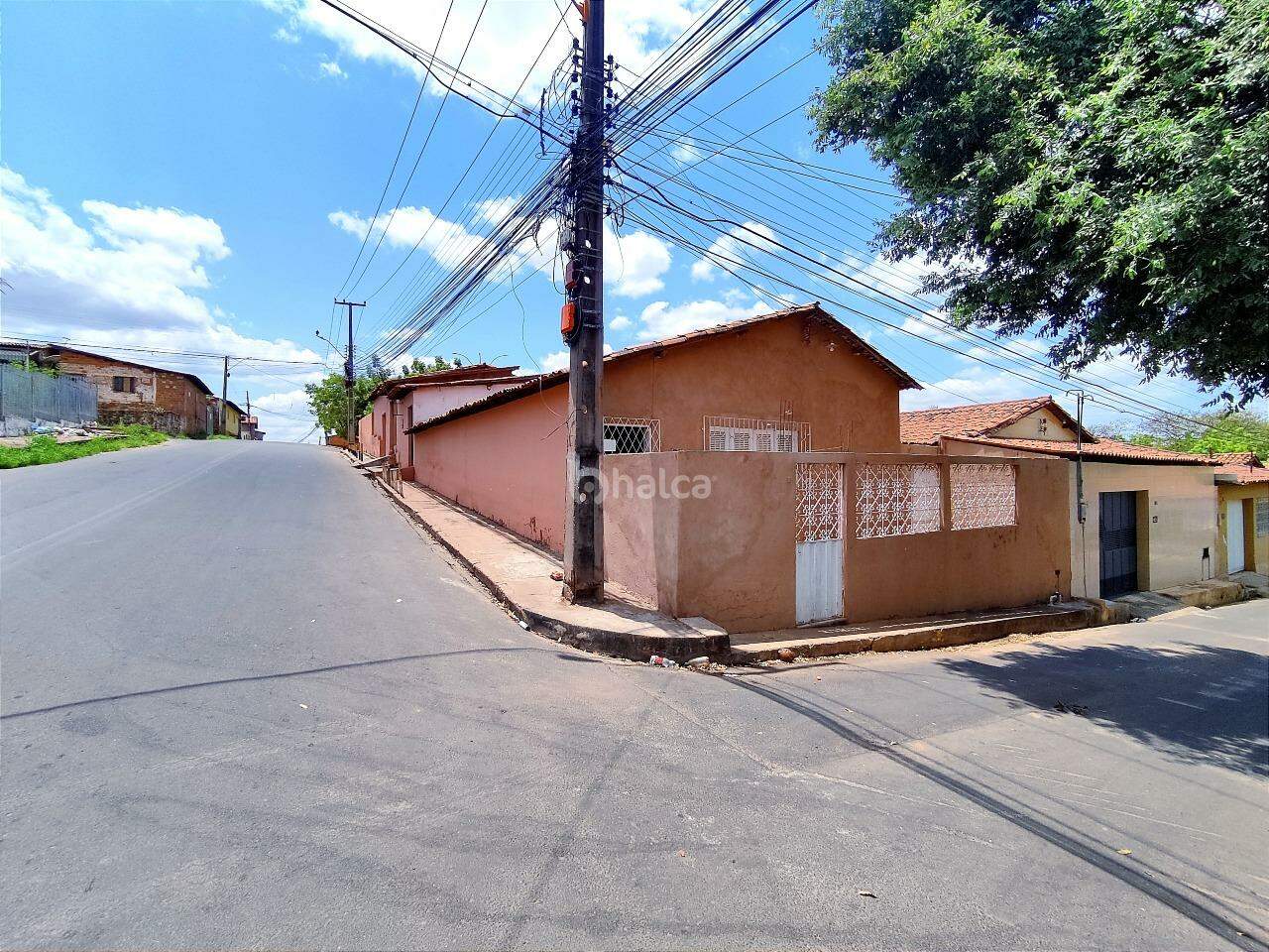 Casa para alugar com 3 quartos, 96m² - Foto 2