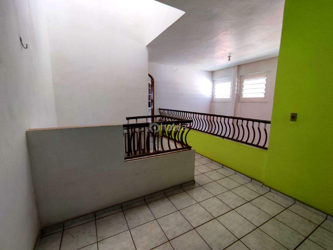 Prédio Inteiro à venda com 2 quartos, 204m² - Foto 6