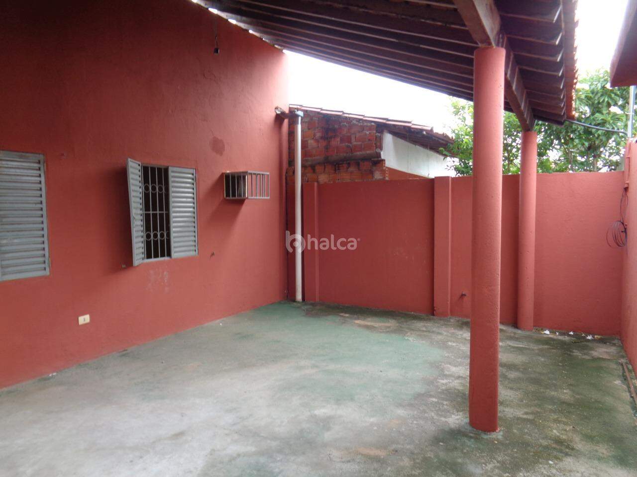 Casa à venda com 3 quartos, 90m² - Foto 2