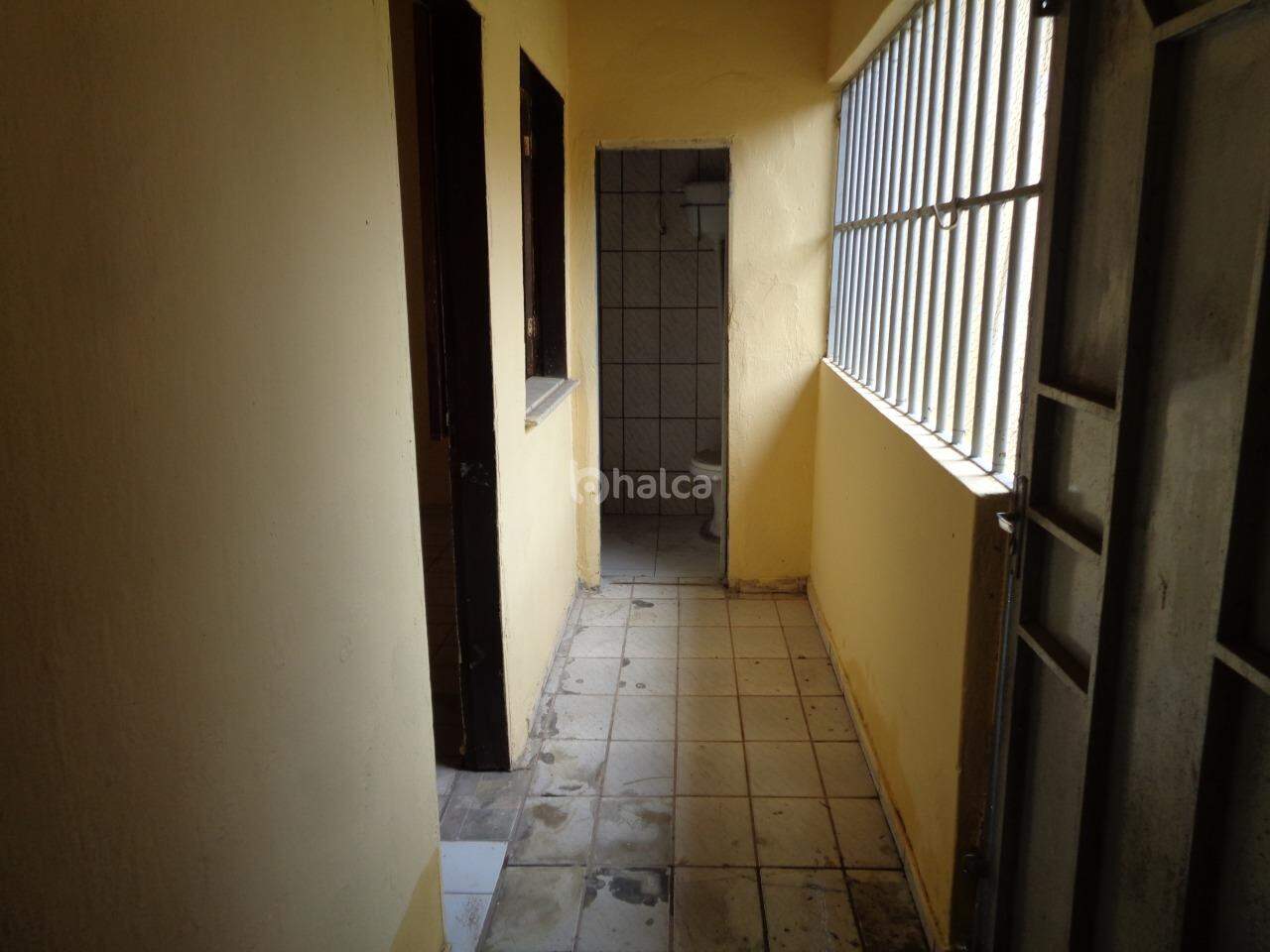 Casa à venda com 3 quartos, 90m² - Foto 12