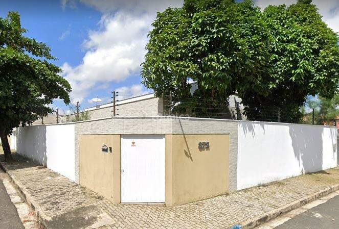 Prédio Inteiro à venda com 3 quartos, 261m² - Foto 1