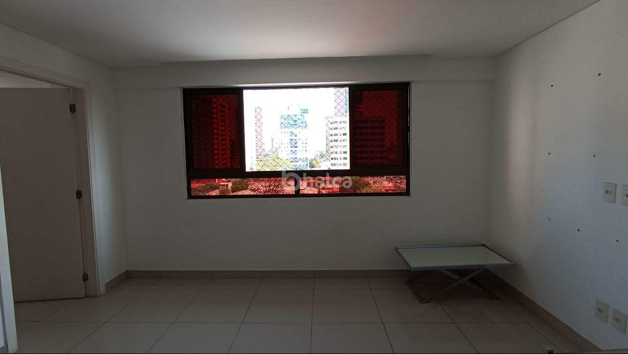 Apartamento à venda com 1 quarto, 61m² - Foto 2