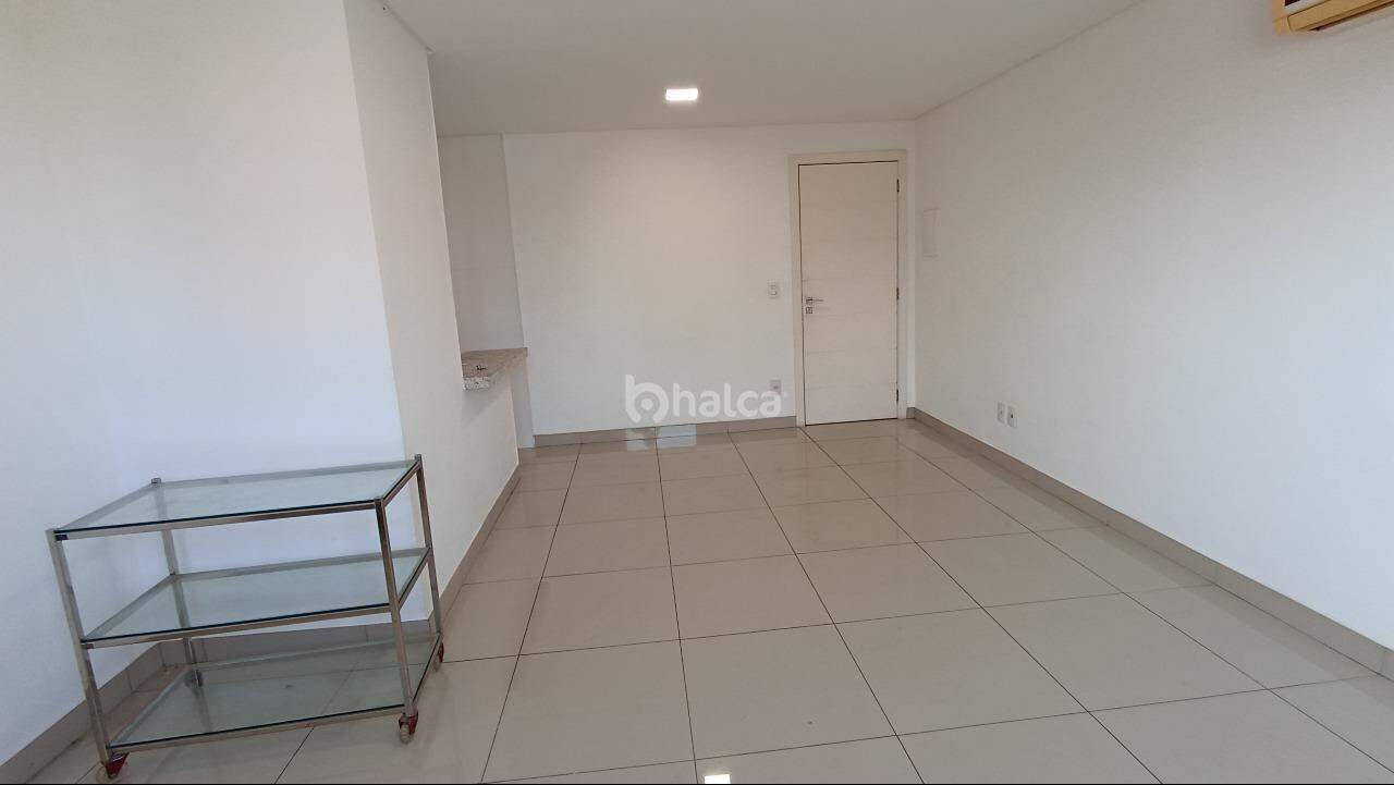 Apartamento à venda com 1 quarto, 61m² - Foto 4