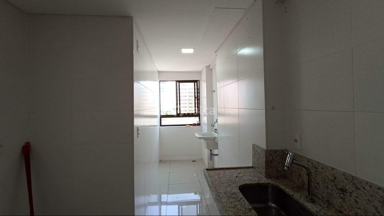 Apartamento à venda com 1 quarto, 61m² - Foto 7