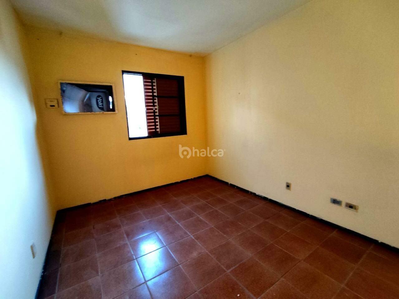 Apartamento à venda com 2 quartos, 70m² - Foto 13