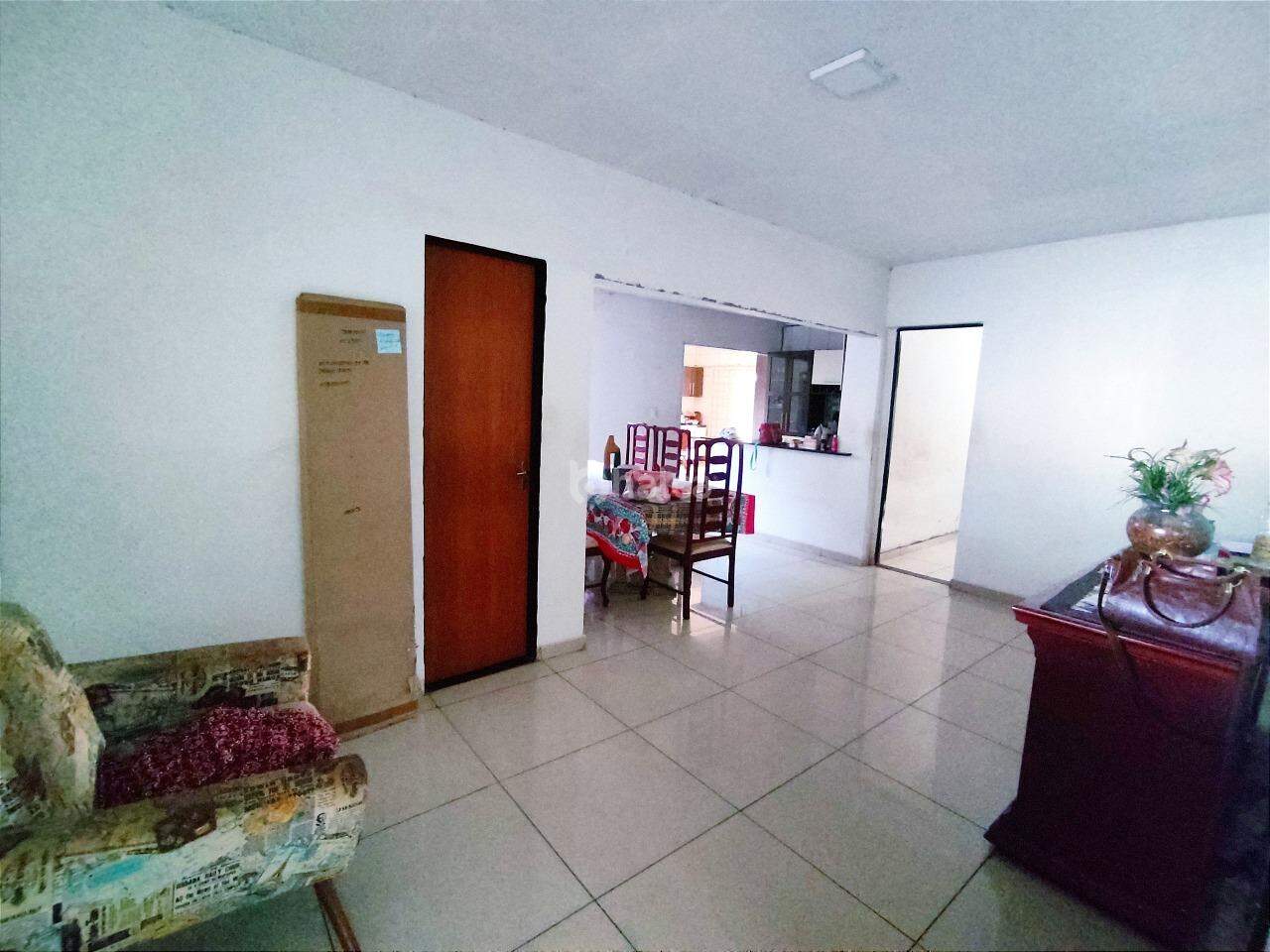 Casa à venda com 4 quartos, 304m² - Foto 21