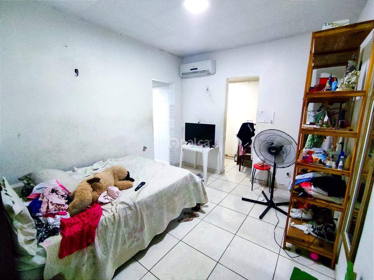 Casa à venda com 4 quartos, 304m² - Foto 16