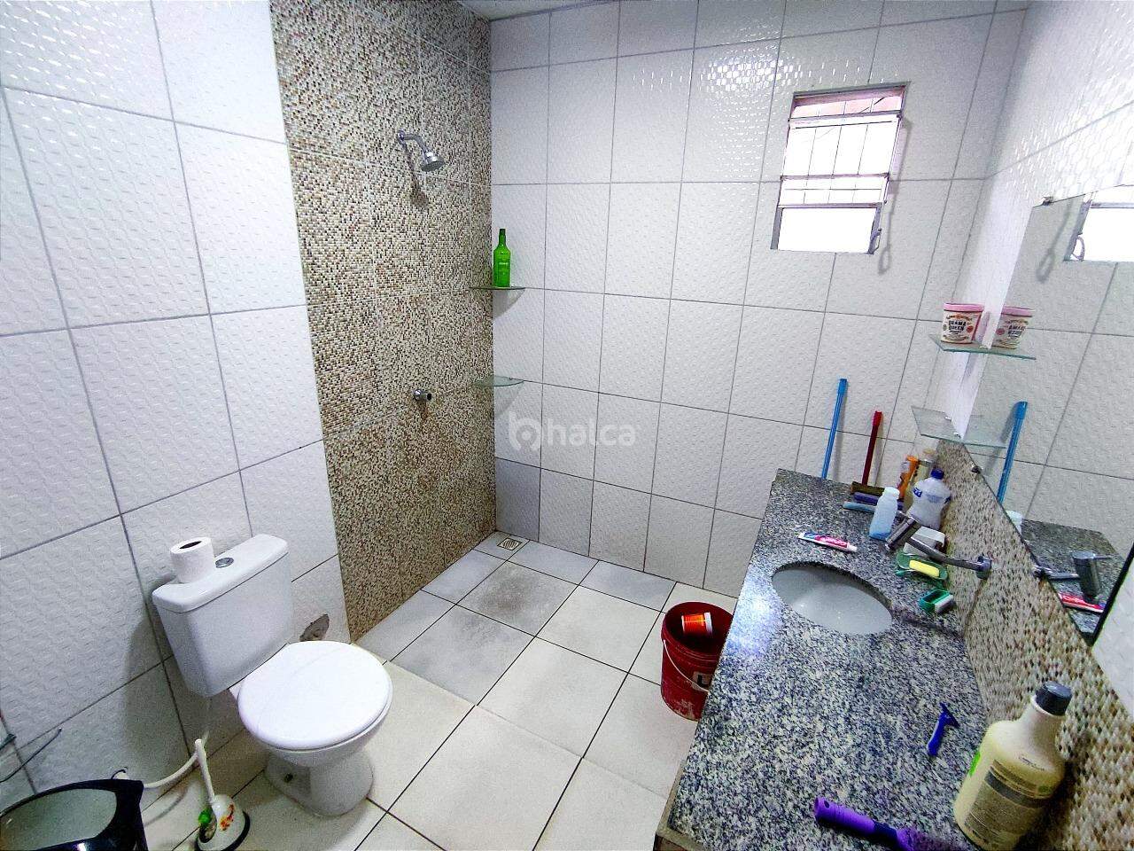 Casa à venda com 4 quartos, 304m² - Foto 17