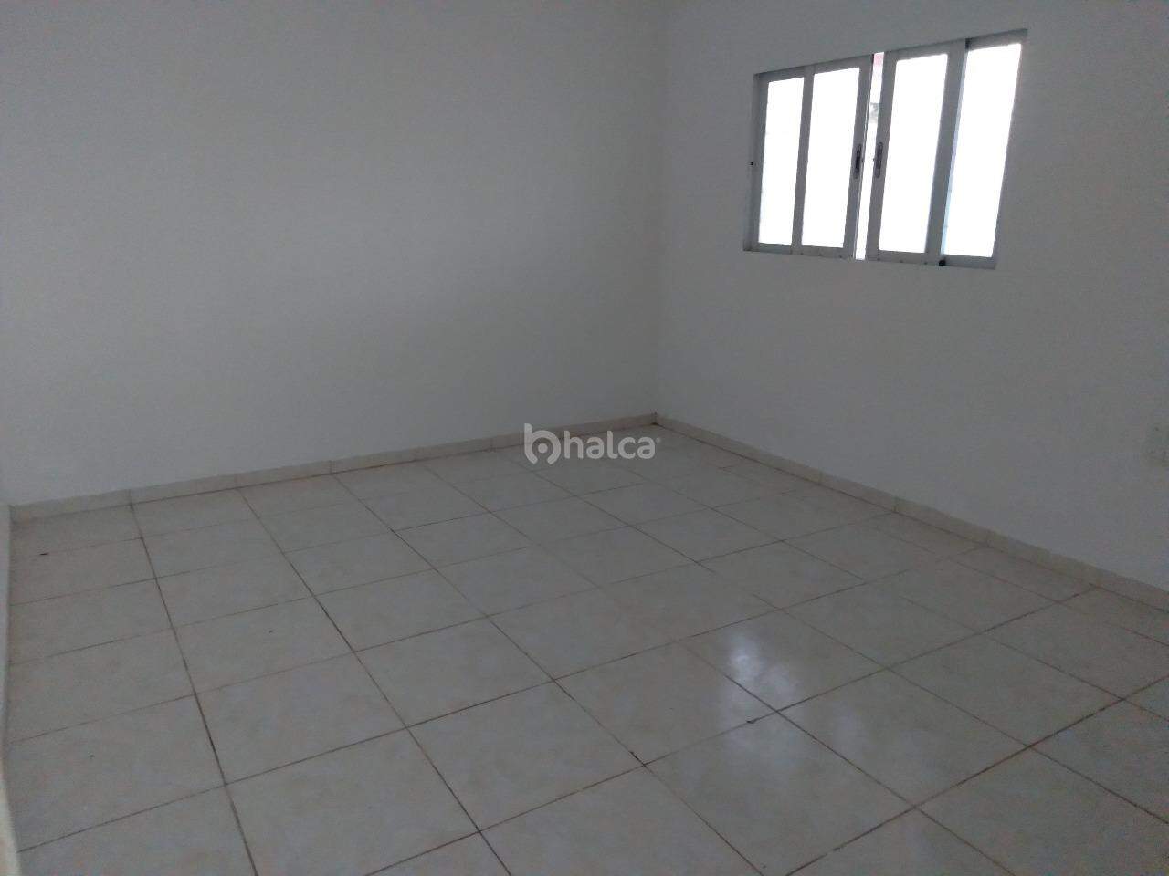 Casa à venda com 3 quartos, 110m² - Foto 4