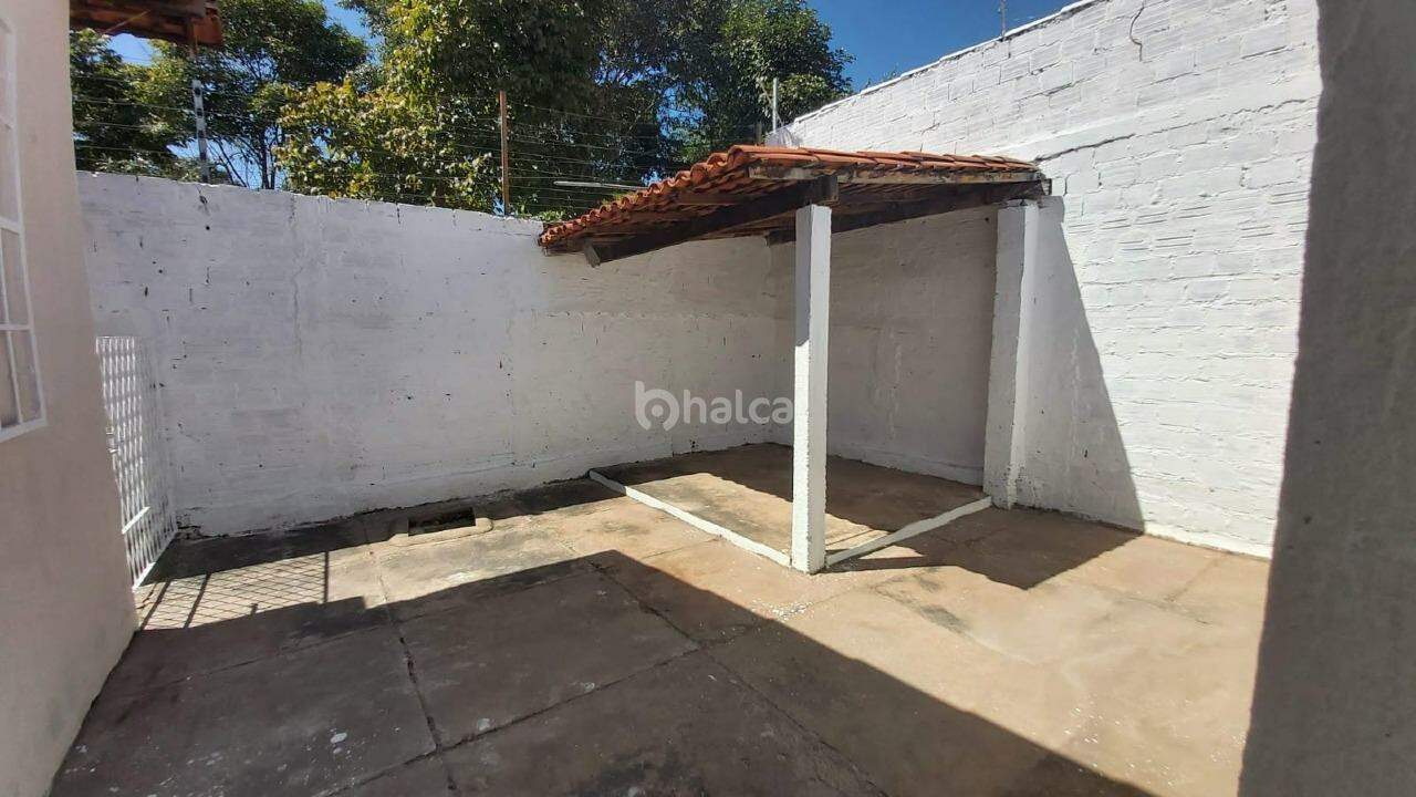 Casa à venda com 3 quartos, 209m² - Foto 11