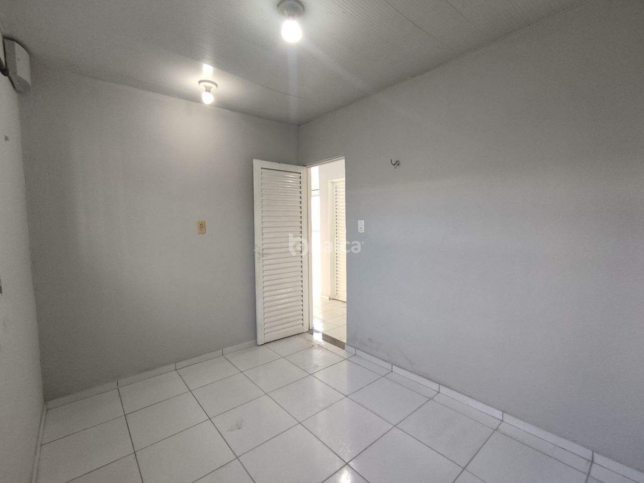 Casa à venda com 2 quartos, 41m² - Foto 6