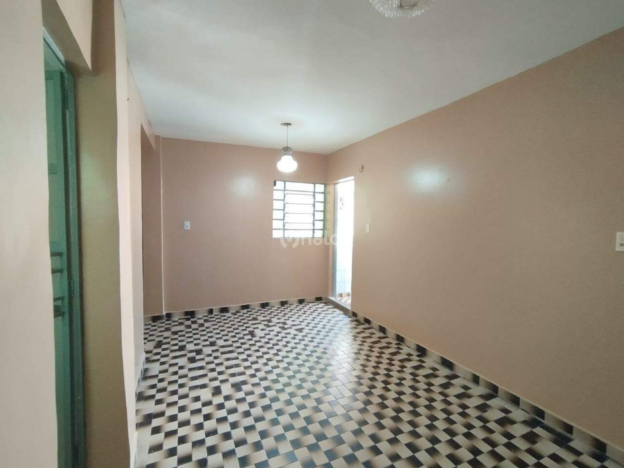 Apartamento para alugar com 2 quartos, 65m² - Foto 4