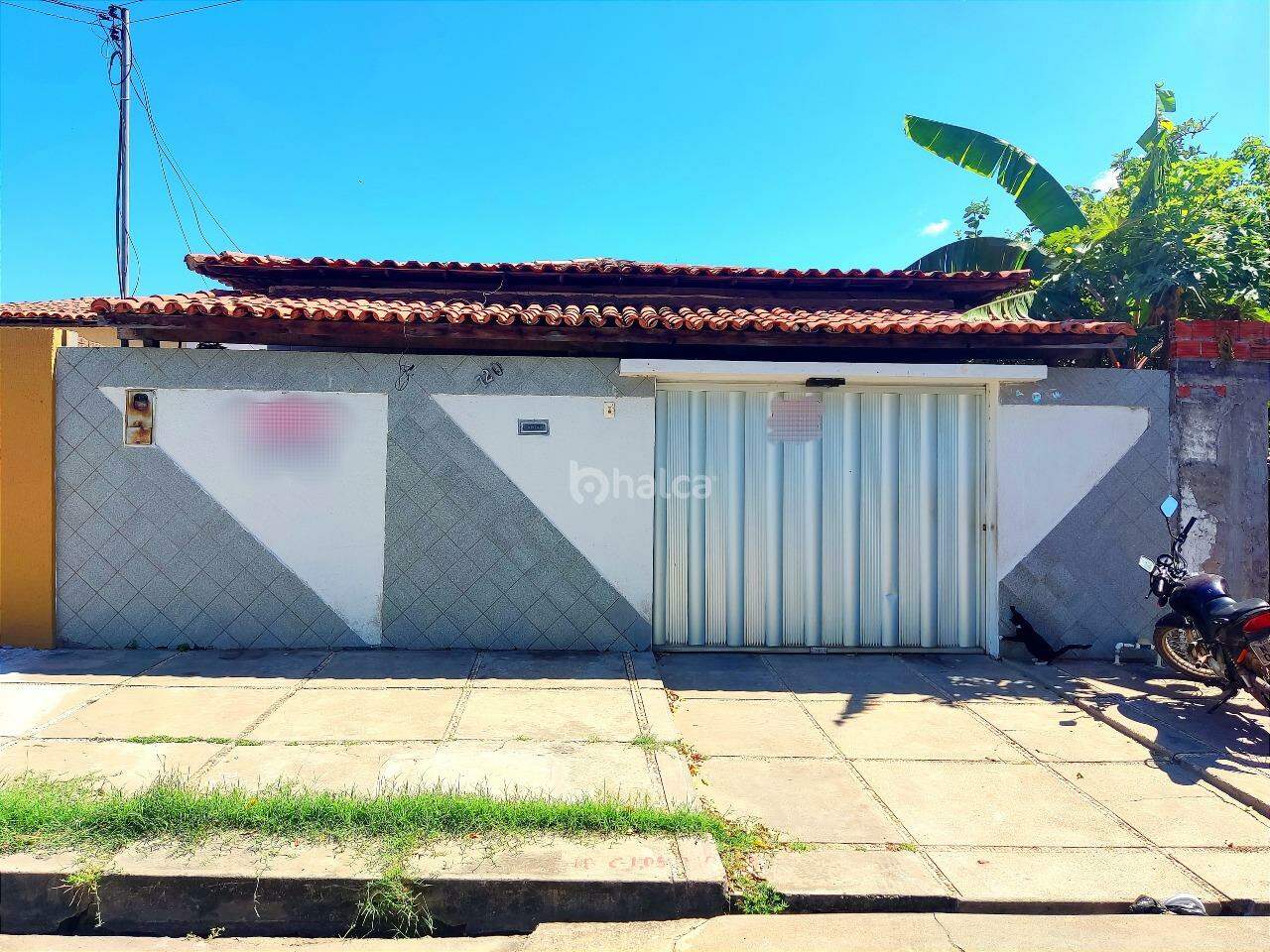 Casa à venda com 3 quartos, 150m² - Foto 1