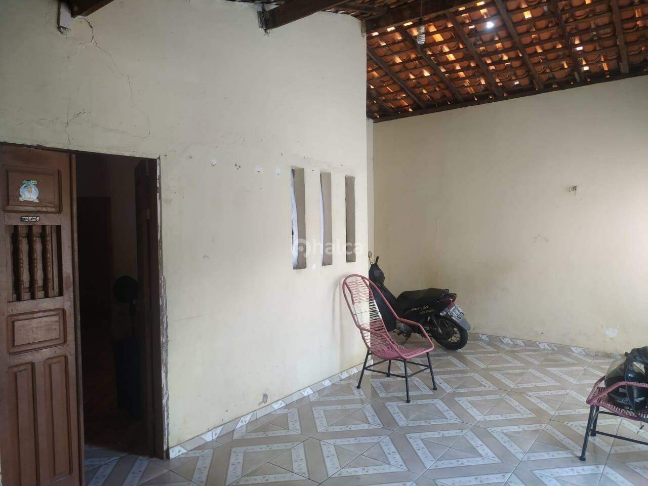 Casa à venda com 4 quartos, 150m² - Foto 2